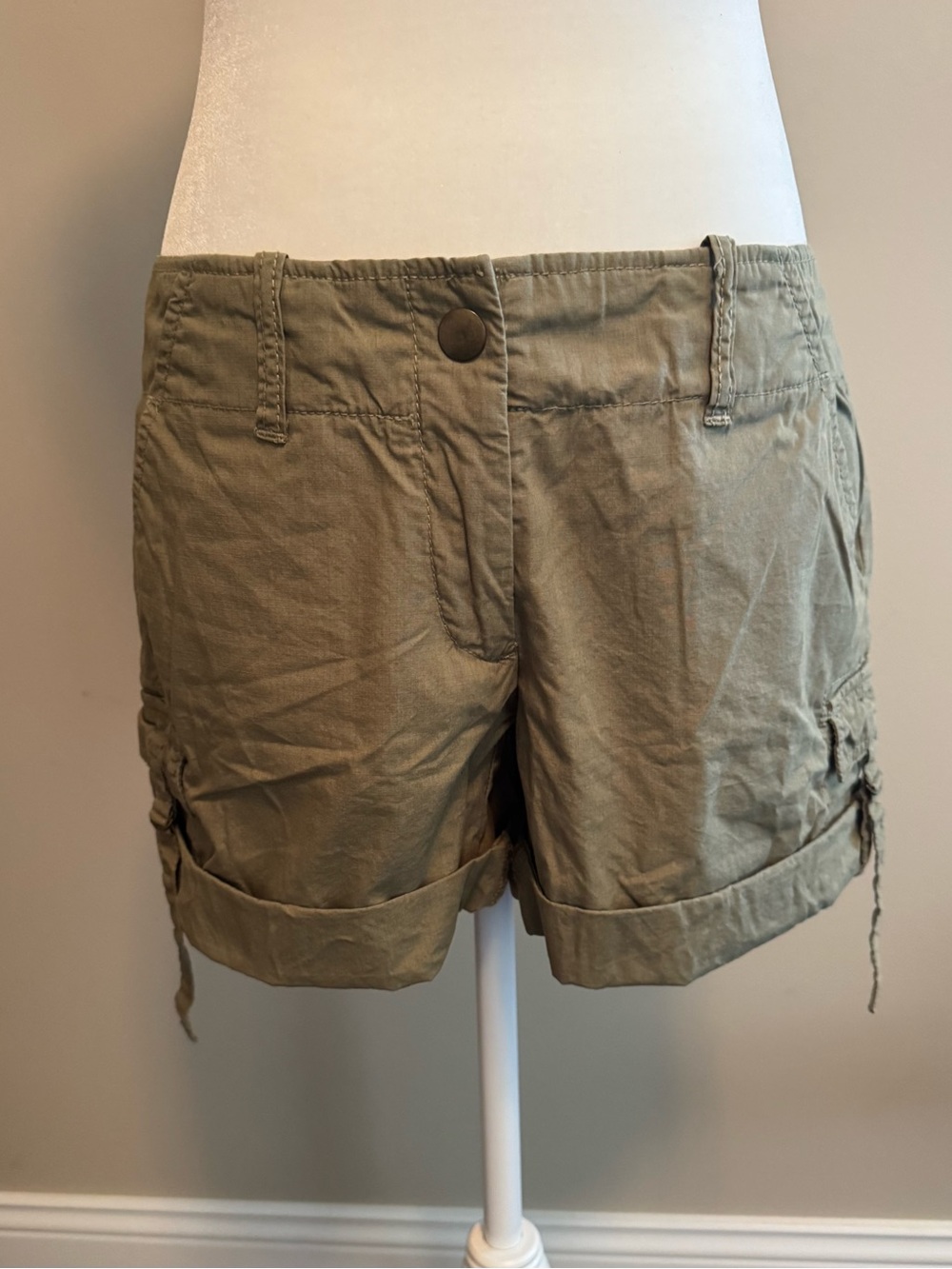 Vintage Tommy Hilfiger cargo shorts